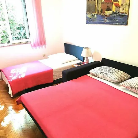 Nada Apartment *